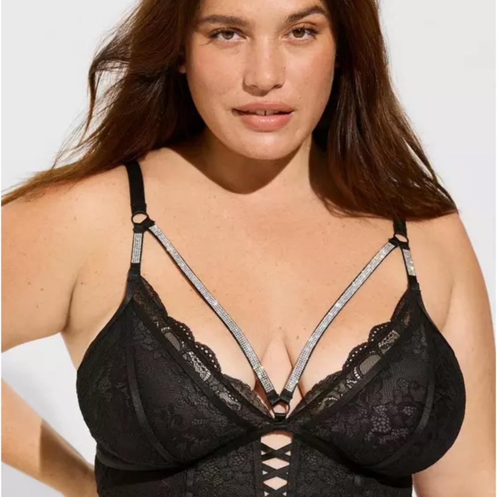 Torrid Elegant Black Rhinestone Cage Bralette Size 2